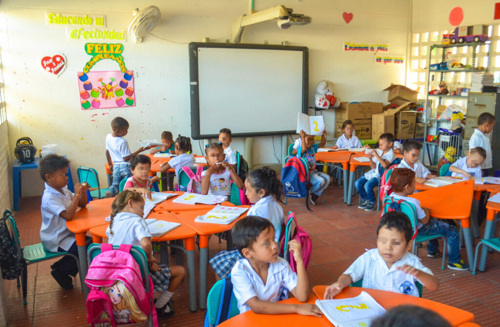 Cultivar Cartagena charity organization | Image of children's Cafeteria in Cartagena Colombia